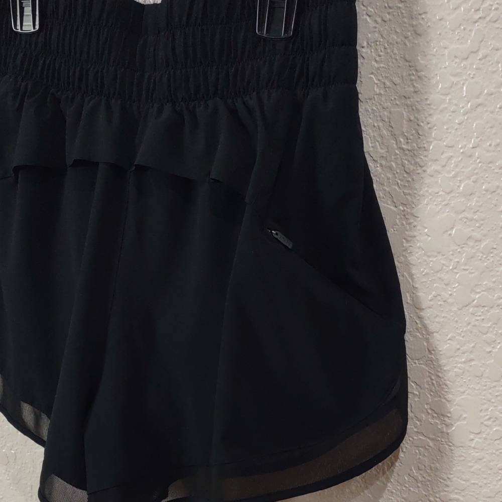 ATHLETA Women's Black Shorts - Picture 4 of 16